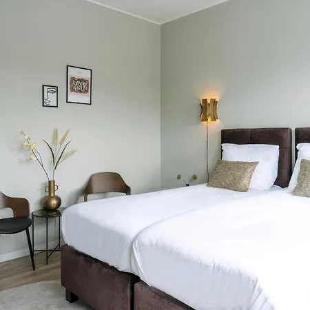 Aircon Near Tilburg & Efteling Park Apartment Raamsdonksveer