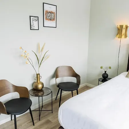 Aircon Near Tilburg & Efteling Park Apartment *