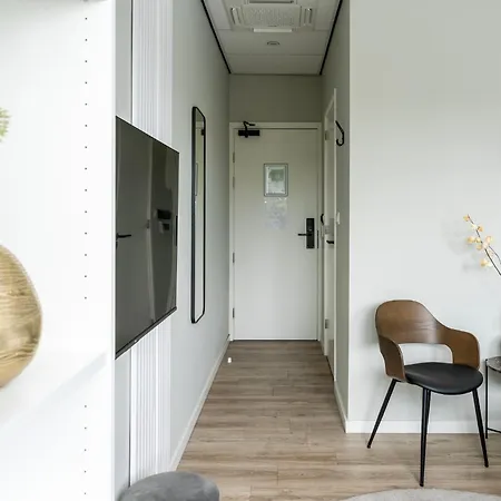 아파트 Aircon Near Tilburg & Efteling Park Geertruidenberg